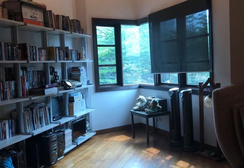 OUG/ Taman Yarl Bungalow For Rent