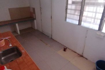 OUG/ Taman United Semi D for Sale