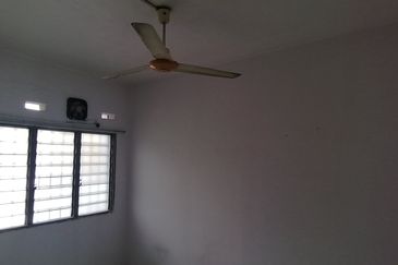 OUG/ Taman United Semi D for Sale