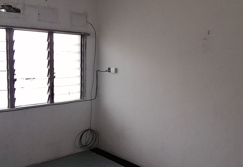 OUG/ Taman United Semi D for Sale