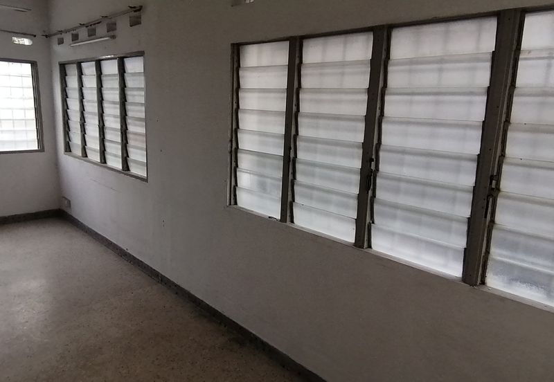OUG / Taman United 2 Storey Semi D for Rent