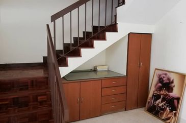 OUG Partial Furnished Terrace House For Sale