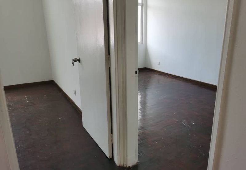 OUG 2 Storey Terrace House Facing Empty Field