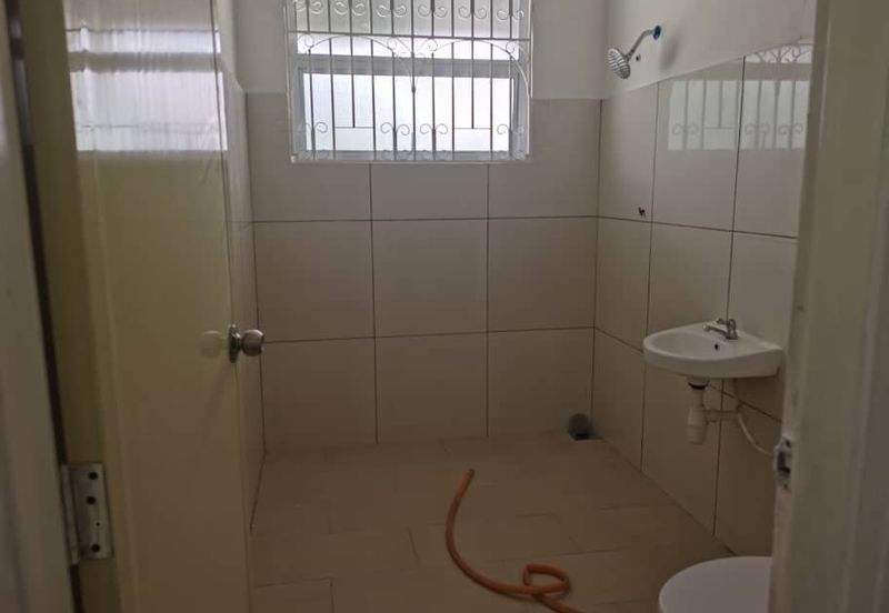 OUG 2 Storey Terrace House Facing Empty Field