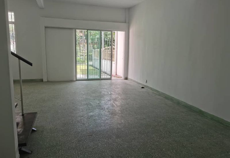 OUG 2 Storey Terrace House Facing Empty Field