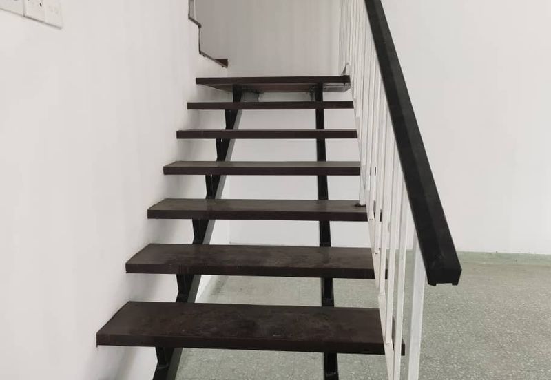 OUG 2 Storey Terrace House Facing Empty Field