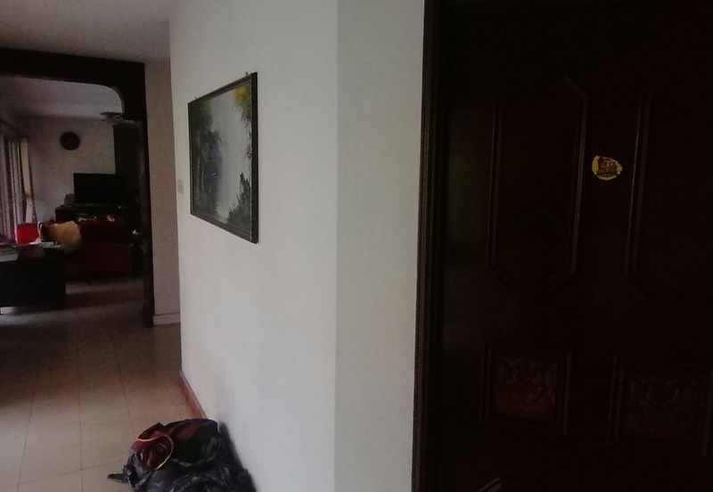 OUG/Taman Yarl 2 Storey Bungalow with Big Land