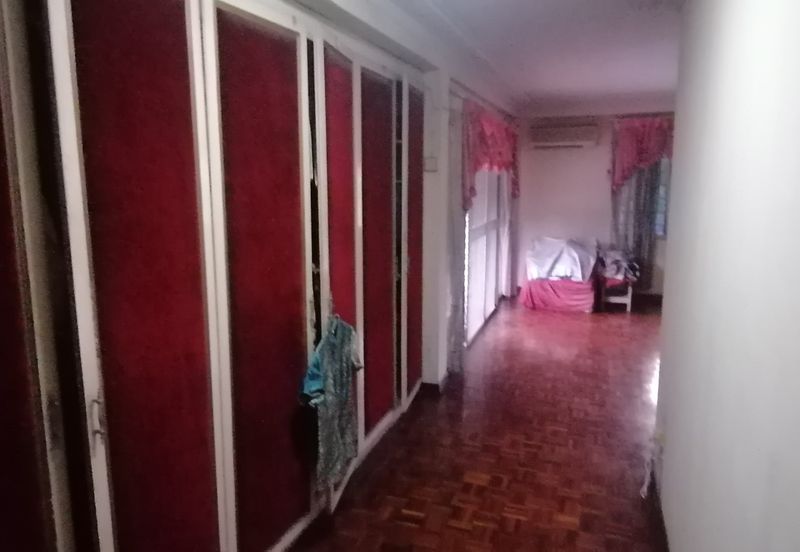 OUG/Taman Yarl 2 Storey Bungalow with Big Land