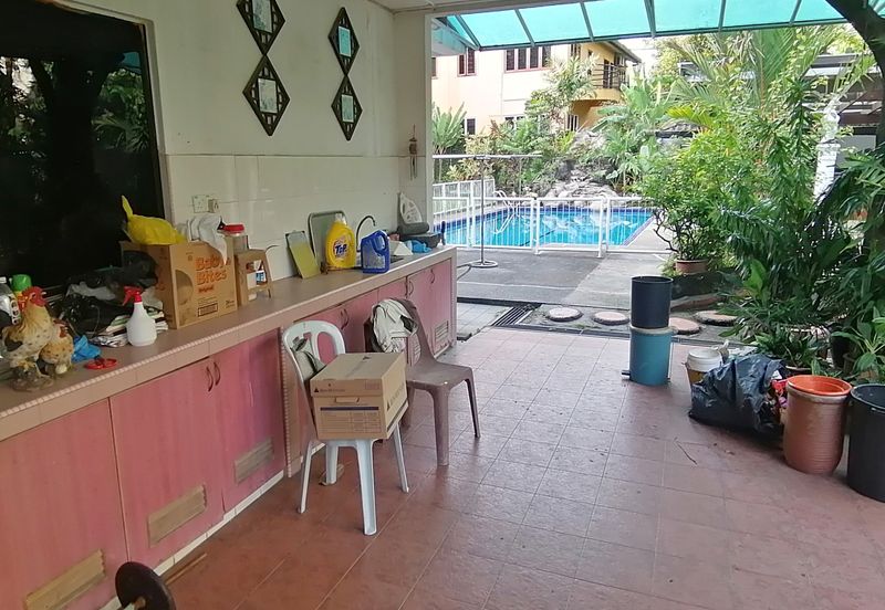 OUG/Taman Yarl 2 Storey Bungalow with Big Land