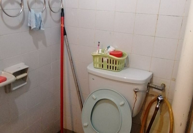 OUG/Happy Garden Ground Floor Townhouse For Rent