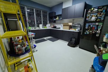 OUG 2 Storey Semi D Facing Empty Field For Rent