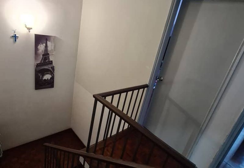 OUG 2 Storey Semi D Facing Empty Field For Rent