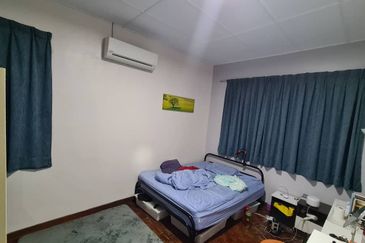 OUG 2 Storey Semi D Facing Empty Field For Rent