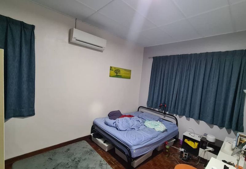 OUG 2 Storey Semi D Facing Empty Field For Rent