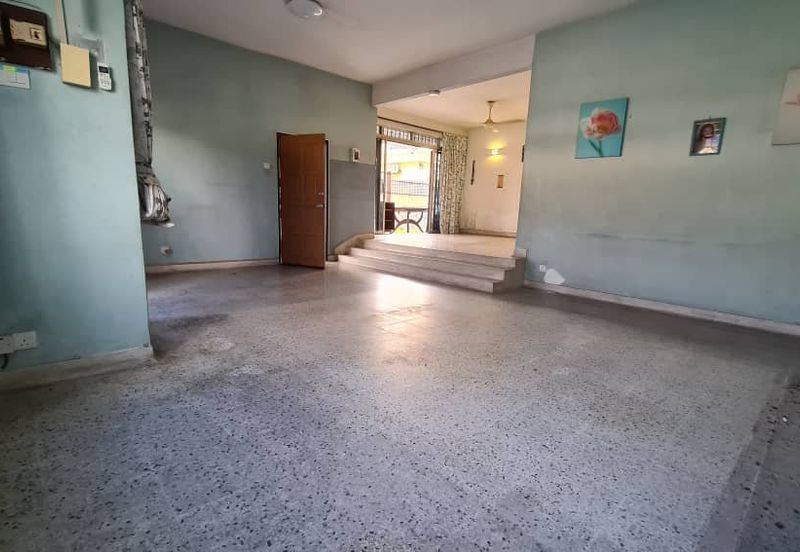 OUG 2 Storey Semi D Facing Empty Field For Rent