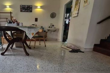 OUG 2 Storey Semi D Facing Empty Field For Rent