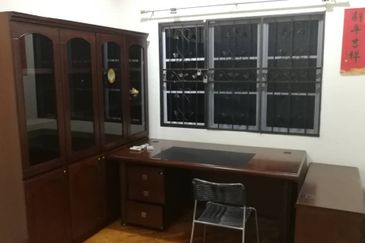 OUG/Happy Garden Gated Guarded 2 Storey Terrace