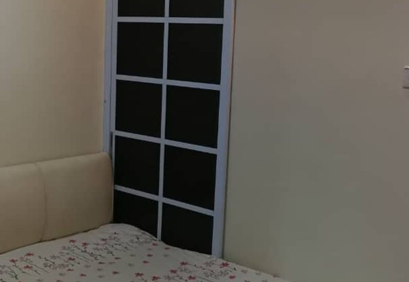 OUG/Happy Garden Gated Guarded 2 Storey Terrace