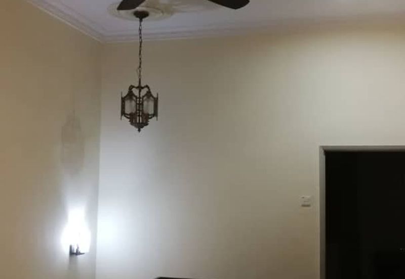 OUG/Happy Garden Gated Guarded 2 Storey Terrace