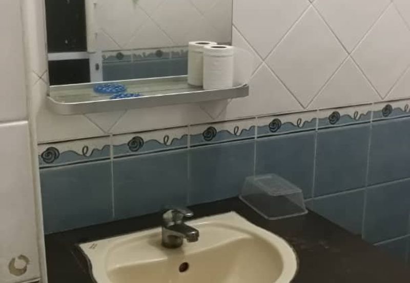 OUG/Happy Garden Gated Guarded 2 Storey Terrace