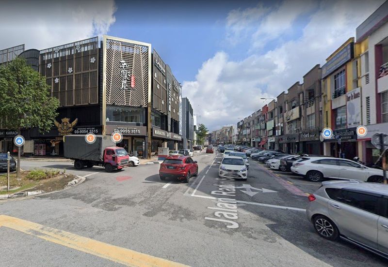 Sri Petaling Office With Lift For Rent