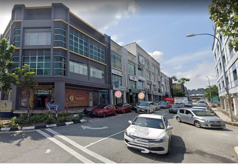 Sri Petaling Office With Lift For Rent