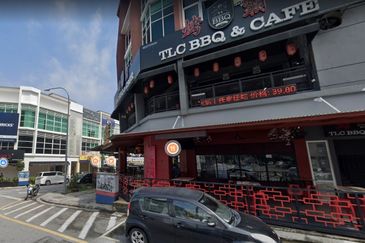 Sri Petaling Office With Lift For Rent