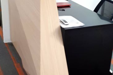 Sri Petaling Office With Lift For Rent