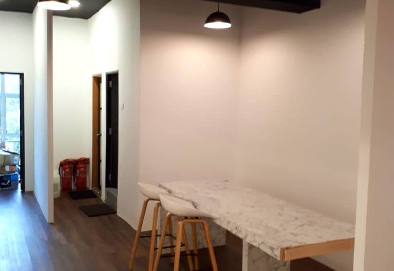 Sri Petaling Office With Lift For Rent