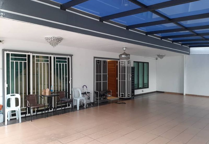 OUG/Happy Garden 1 Storey Corner Fully Renovated