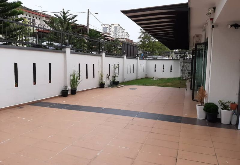 OUG/Happy Garden 1 Storey Corner Fully Renovated