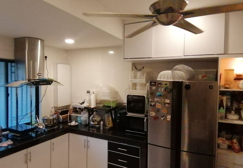 OUG/Happy Garden 1 Storey Corner Fully Renovated