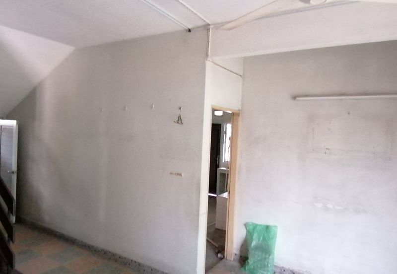 OUG/Taman United 2 Storey Corner Bungalow For Sale