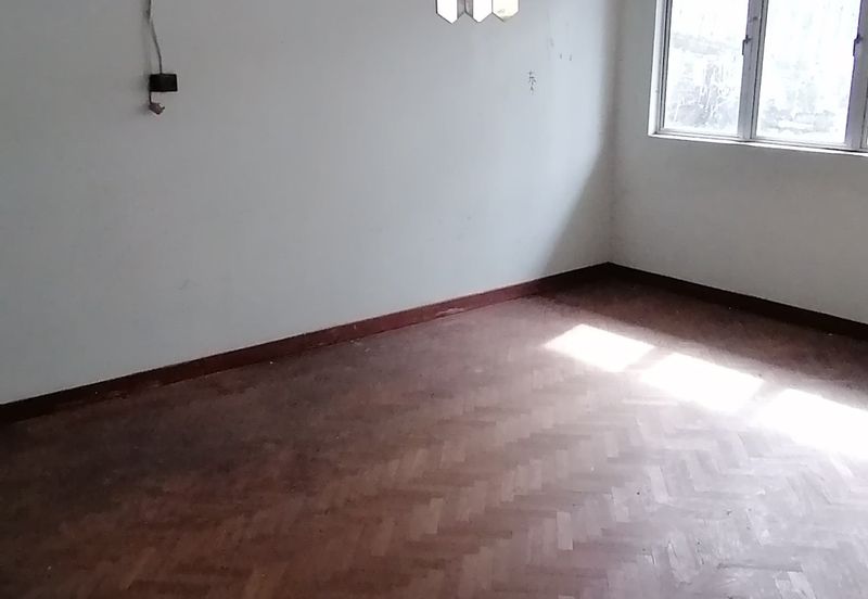 OUG/Taman United 2 Storey Corner Bungalow For Sale