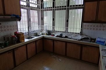 OUG/Old Klang Road 2 Storey Commecial Bungalow