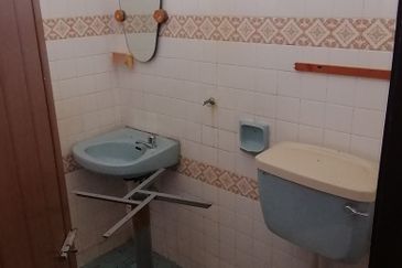 OUG/Old Klang Road 2 Storey Commecial Bungalow