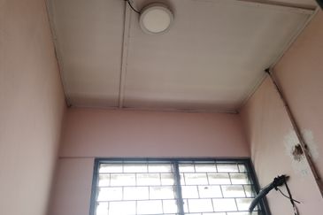 OUG 2 Storey Corner Kindergarten/Daycare For Rent