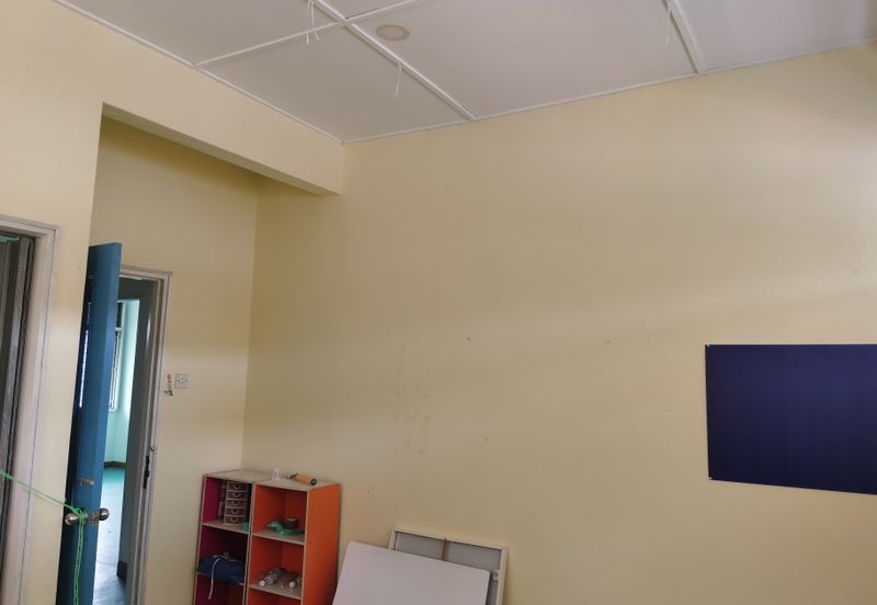 OUG 2 Storey Corner Kindergarten/Daycare For Rent