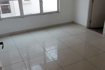 OUG/Old Klang Road 3.5 Storey Corner Bungalow