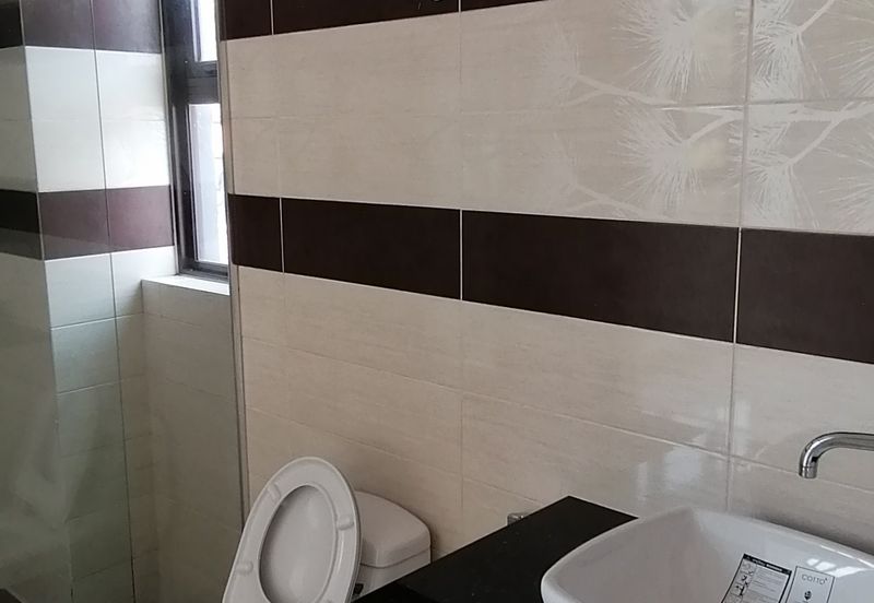 OUG/Taman Yarl Bungalow For Rent