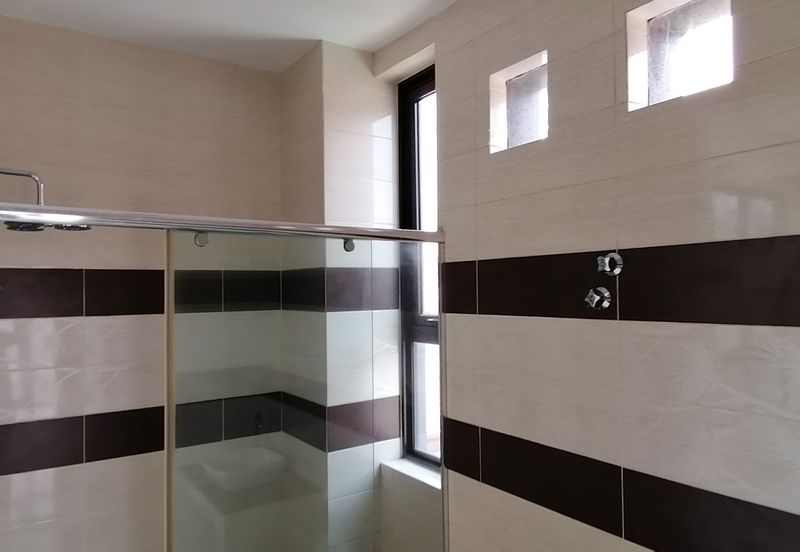 OUG/Taman Yarl Bungalow For Rent