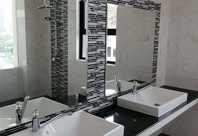 OUG/Taman Yarl Bungalow For Rent