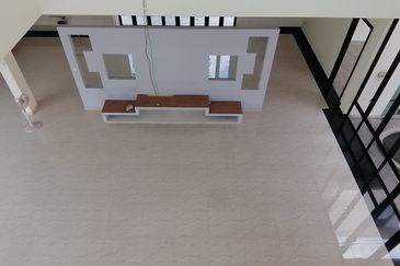 OUG/Taman Yarl Bungalow For Rent