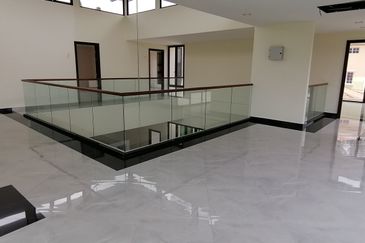 OUG/Taman Yarl Bungalow For Rent