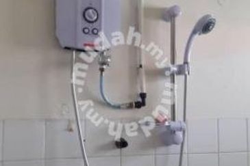 OUG/Happy Garden 2 Storey Terrace For Rent