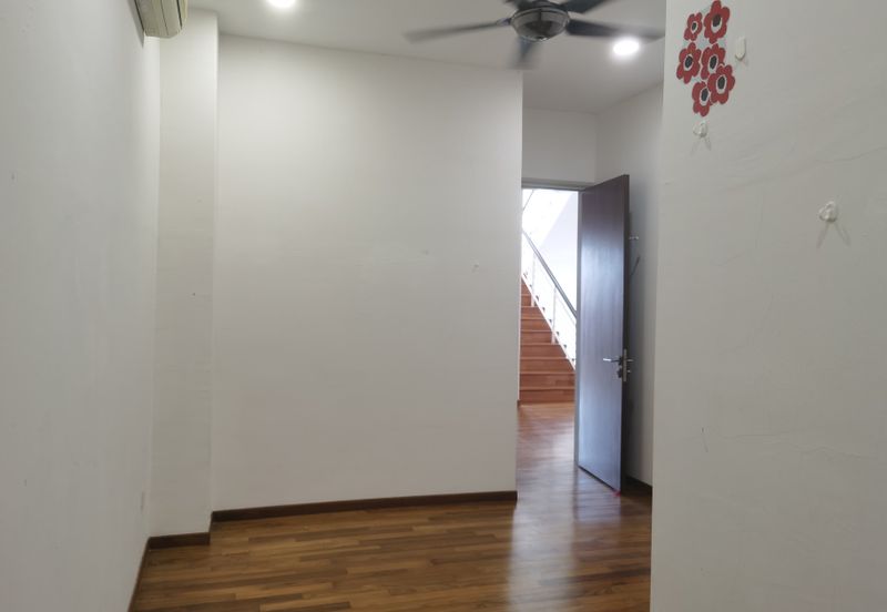 Happy Garden (Taman Gembira)