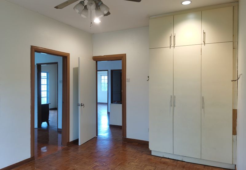 OUG/Taman Yarl Corner 2 Storey Semi D for Rent