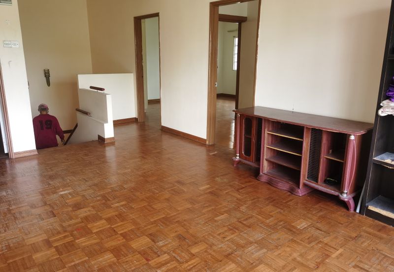 OUG/Taman Yarl Corner 2 Storey Semi D for Rent