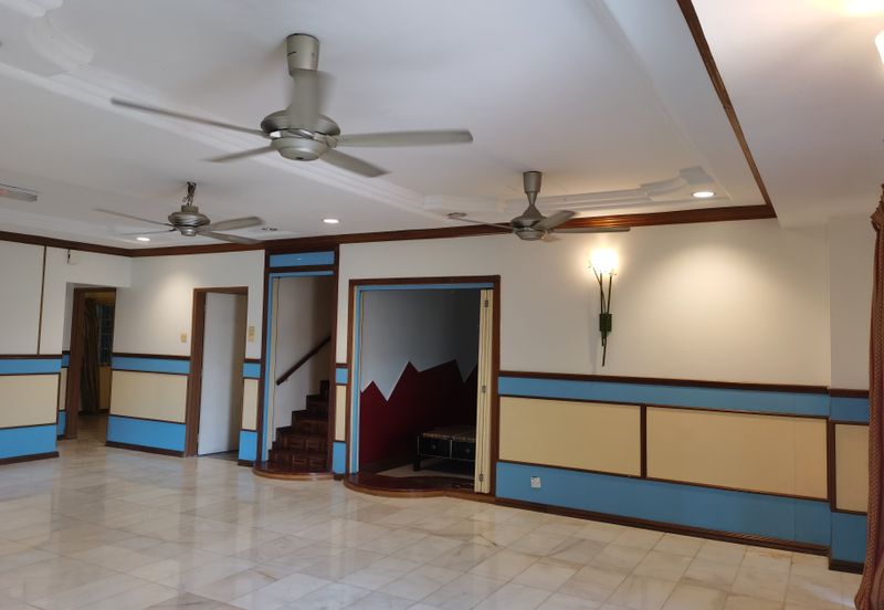 OUG/Taman Yarl Corner 2 Storey Semi D for Rent