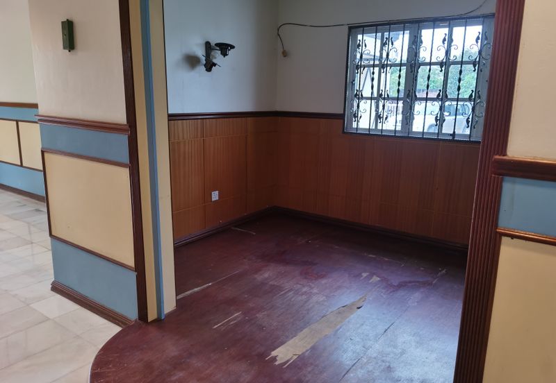 OUG/Taman Yarl Corner 2 Storey Semi D for Rent